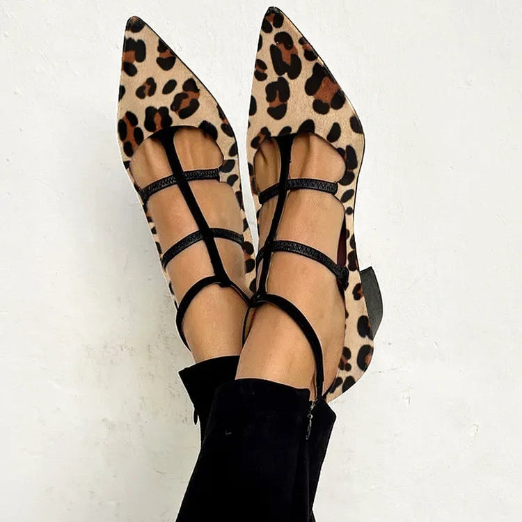 Triana - Zapatos de tacón con correa estampada de leopardo
