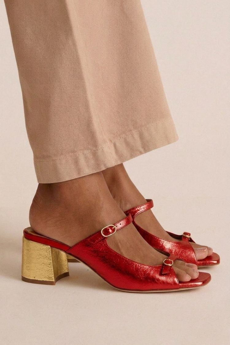 Sonsoles - Tacones Gruesos con Tira Trasera y Puntera en Bloques