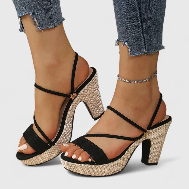 Claudia -  Tacones Sofisticados
