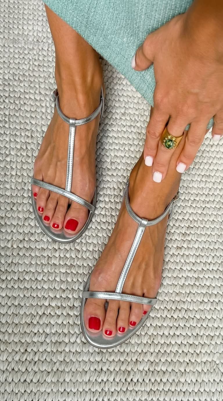 Zafira - Sandalias  Planas Metálicas con Tiras en T