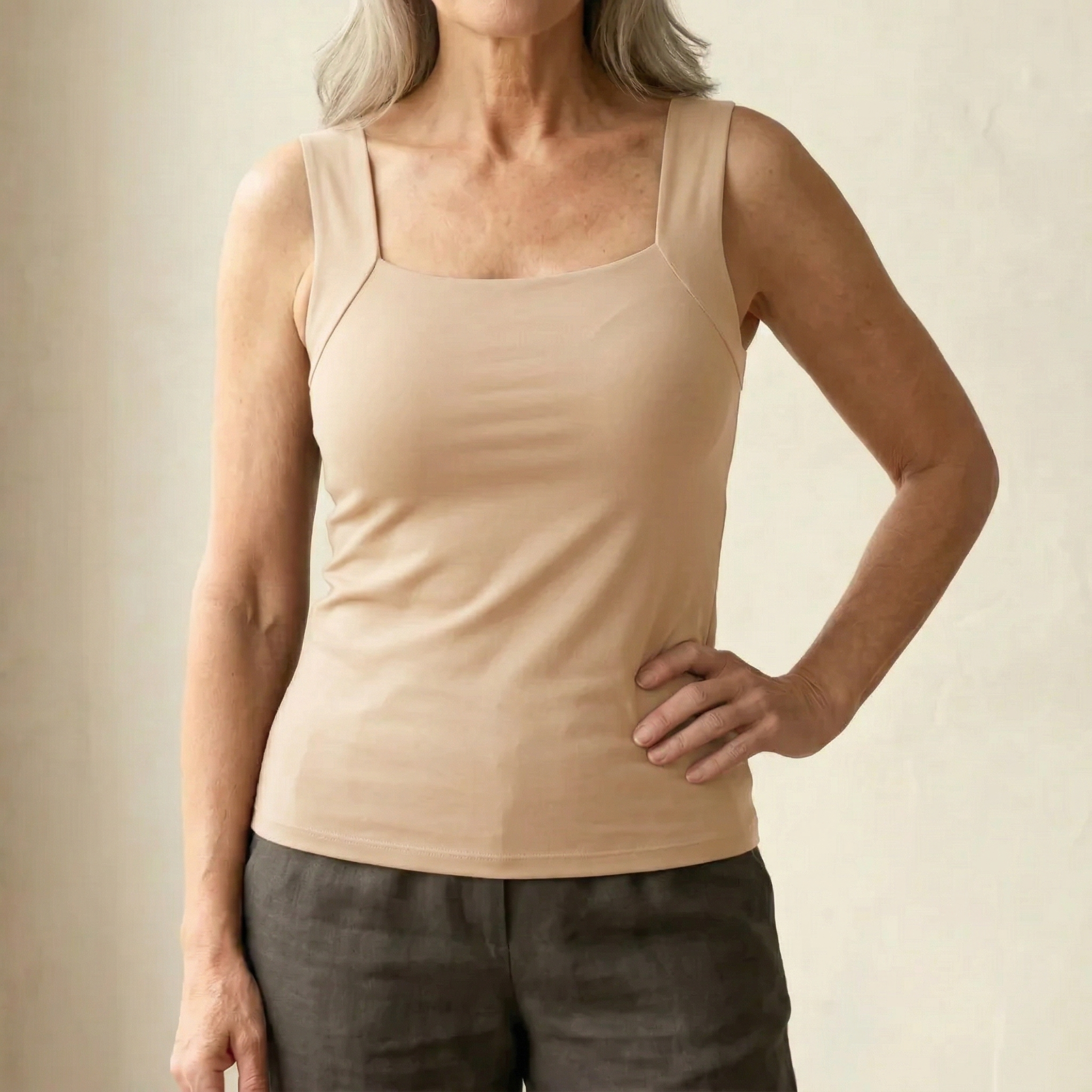 Olatz - Camiseta sin Mangas con Sujetador Integrado «Built In Comfort»