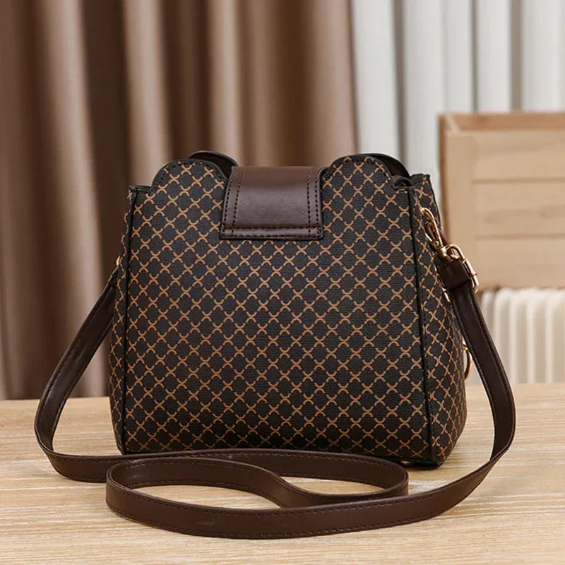 Avelina - Bolso Charm de Lujo