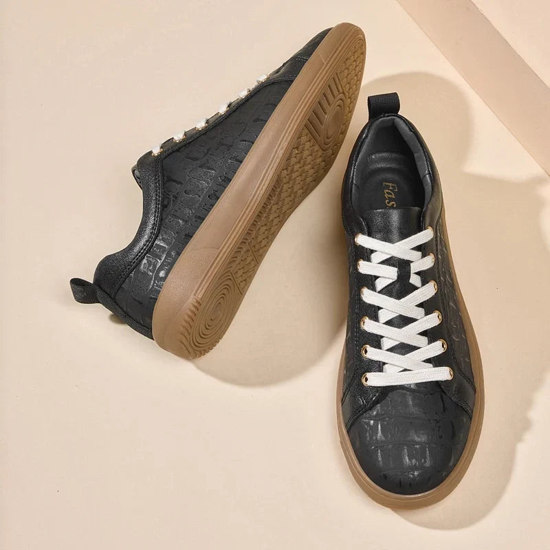 ZP18 - Zapatillas de Cuero Elegantes