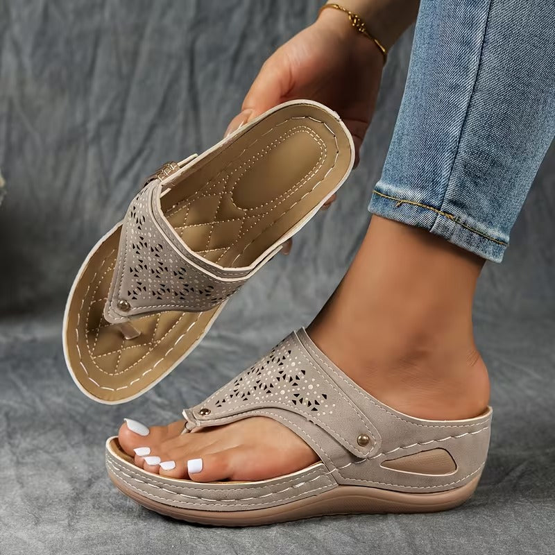 Camila - Sandalias con cuña: comodidad y sujeción