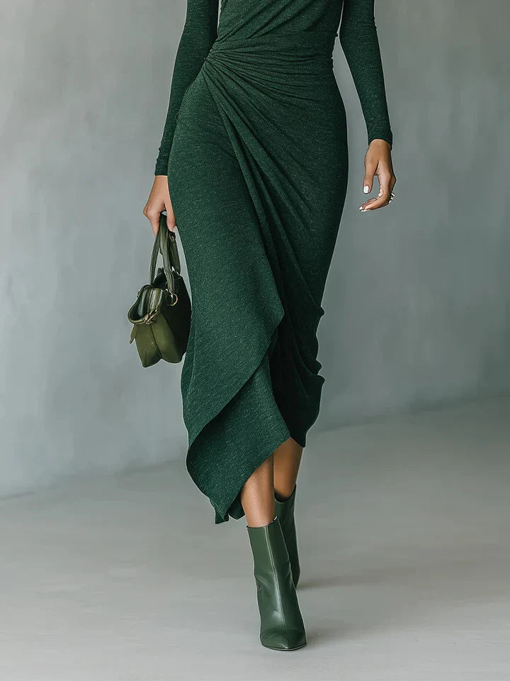 Vestido midi envolvente asimétrico con pliegues y cuello alto verde oscuro