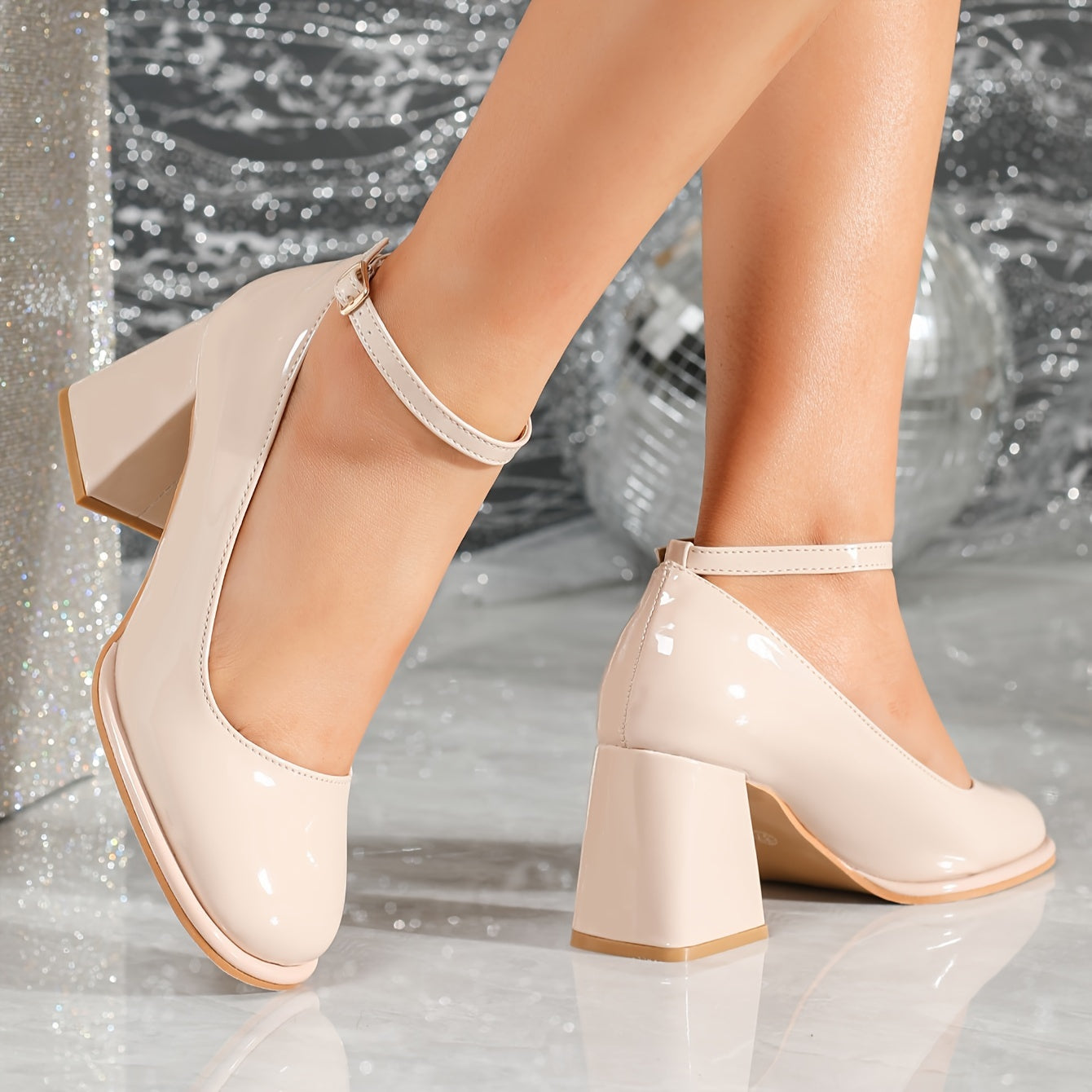 Julia - Tacones de charol con correa