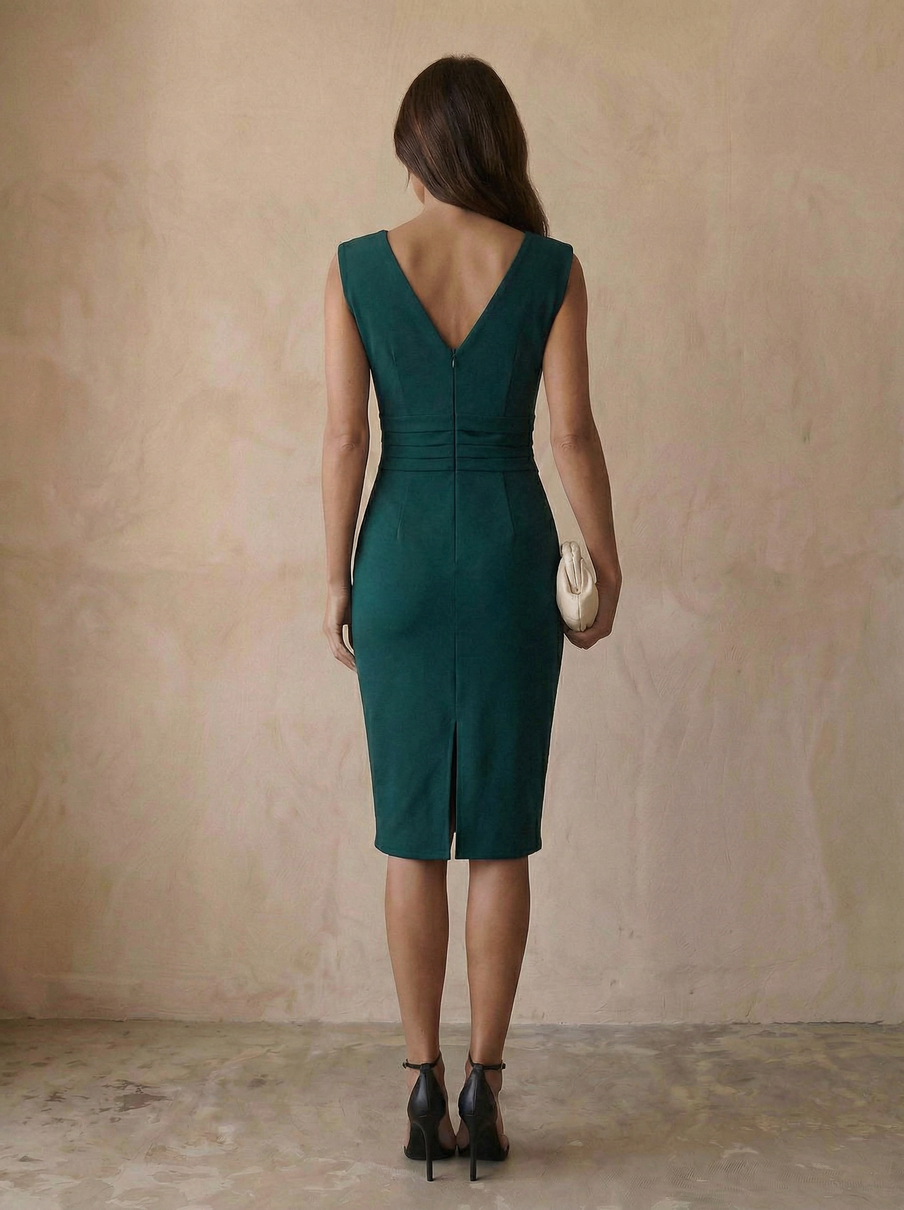 Macarena - Vestido atemporal elegante
