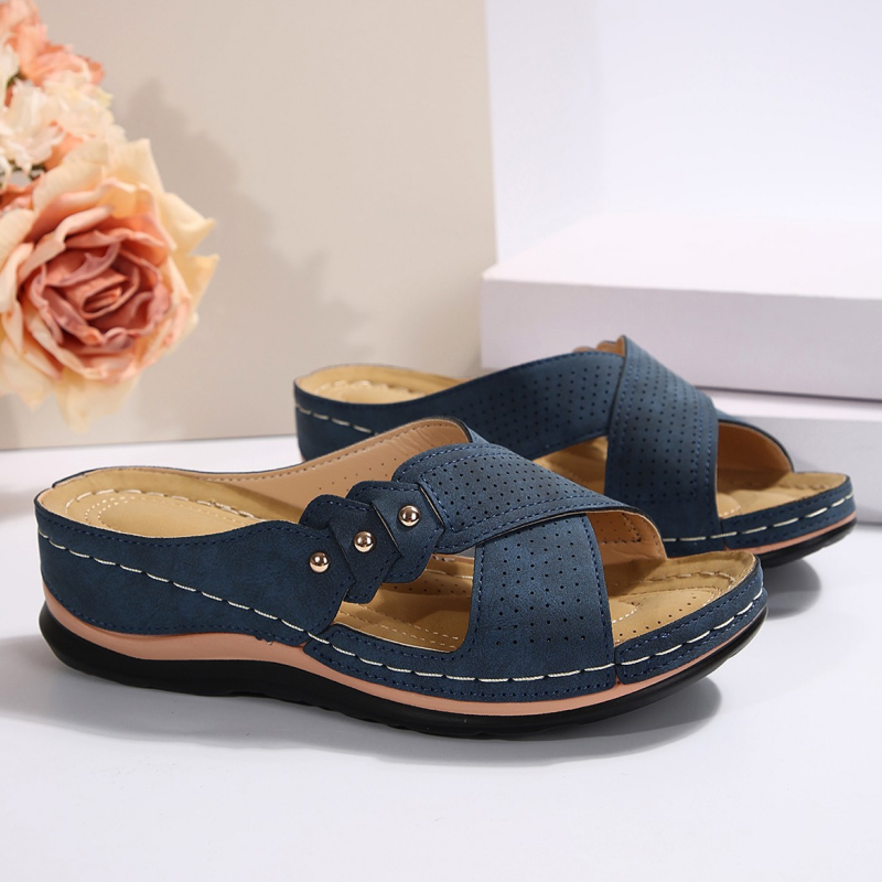 Bruna - Sandalias de cuña ligeras y estables para una comodidad durante todo el día.