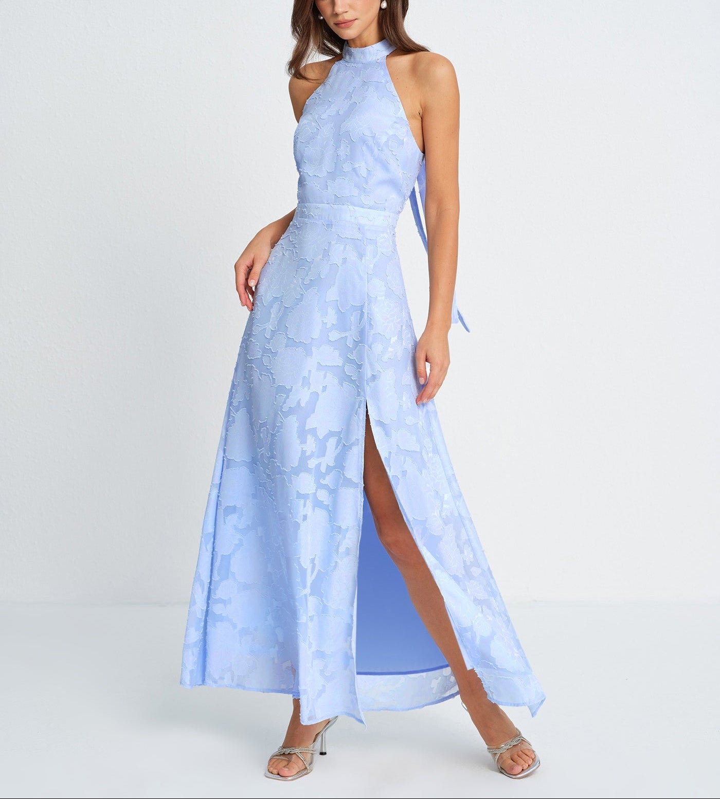 Irune - Vestido largo azul elegante con cuello alto